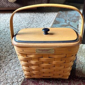 1996 Longaberger Dresden Tour Basket w/Lid plastic protector